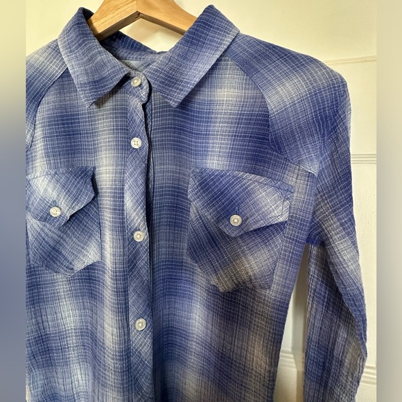 RAILS Blue Cotton Gauze Button Down Top - Picture 11 of 16